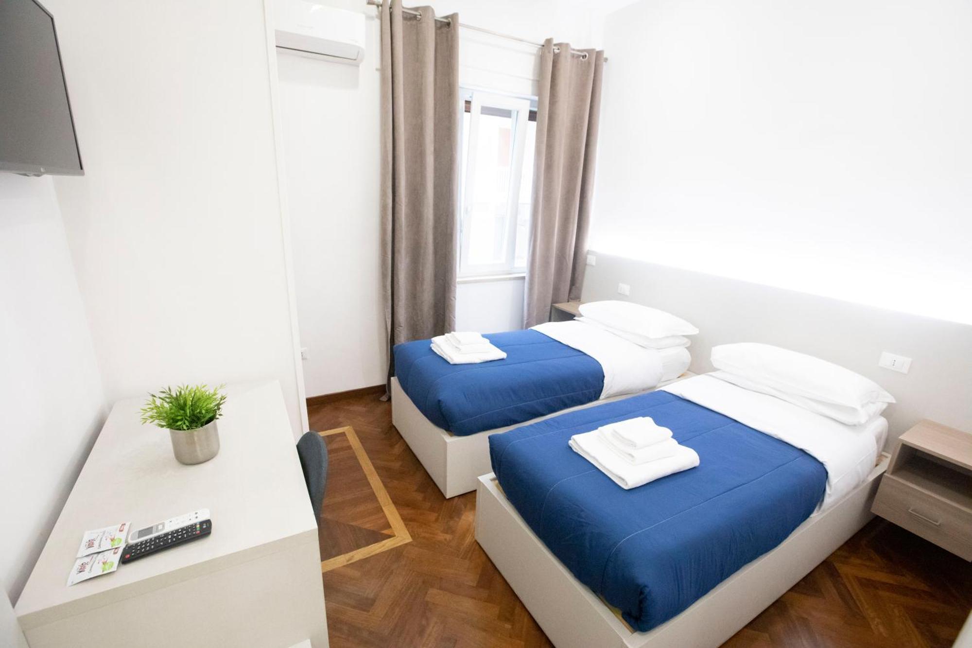 Hall Inn B&B In نابولي المظهر الخارجي الصورة