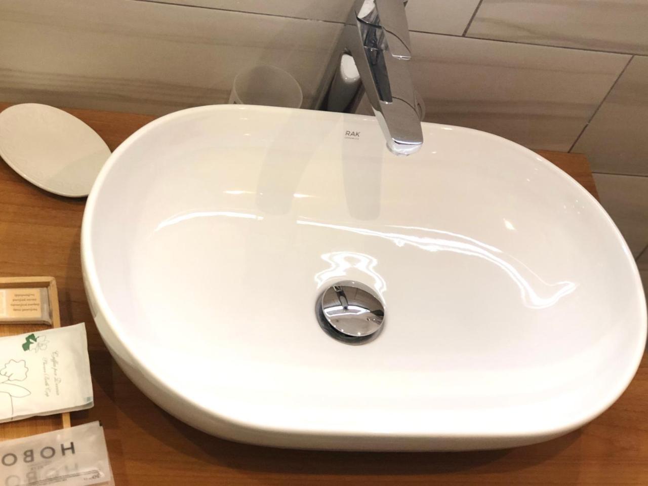 Hall Inn B&B In نابولي المظهر الخارجي الصورة
