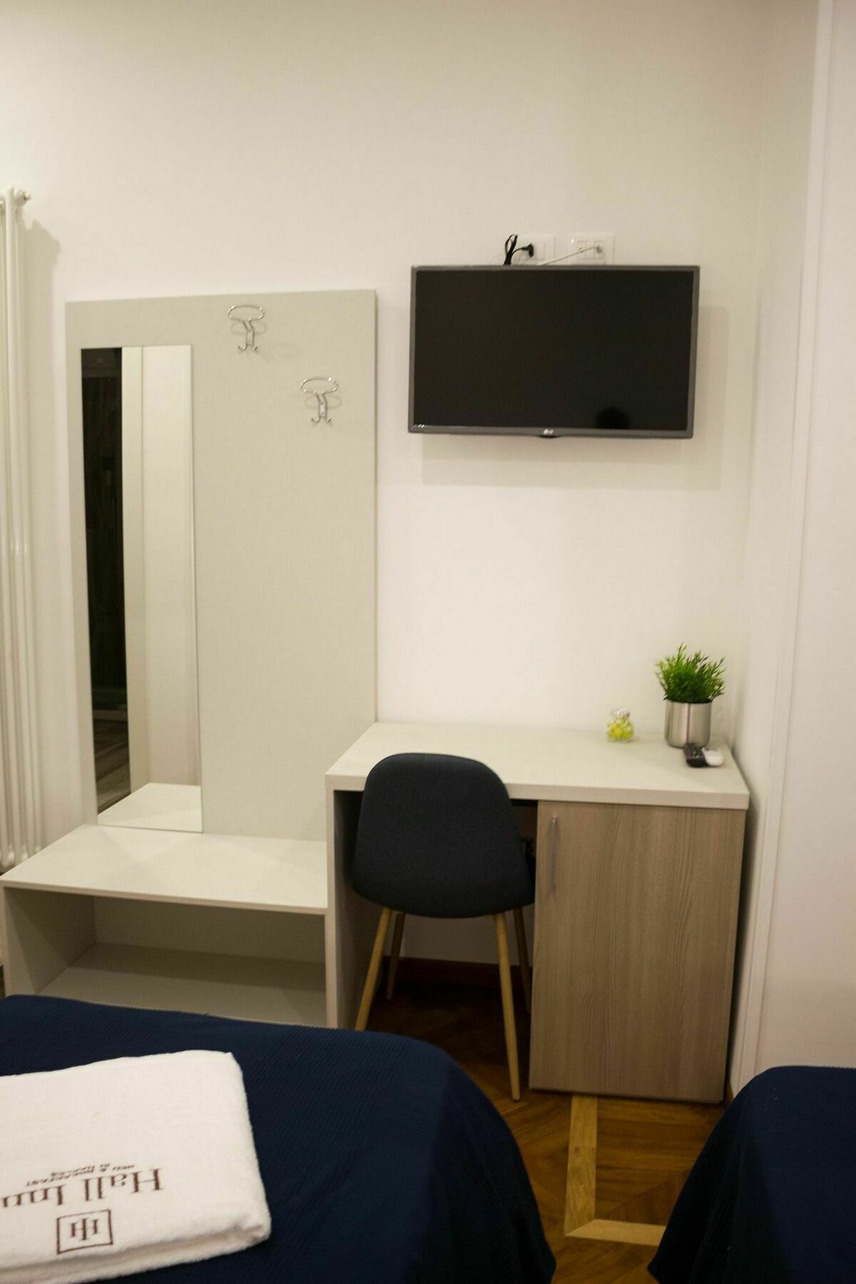 Hall Inn B&B In نابولي المظهر الخارجي الصورة